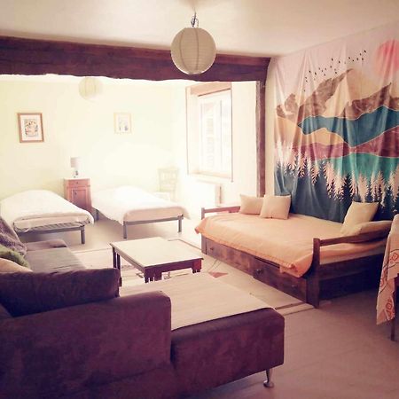 Petit Gite Ou Chambre D'Hotes 2/4 Personnes Buffieres Εξωτερικό φωτογραφία